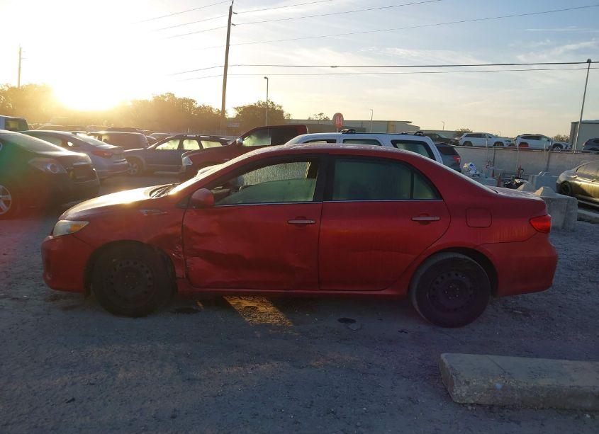 Photo 15 of 2013 Toyota Corolla LE (VIN 5YFBU4EE5DP146351)