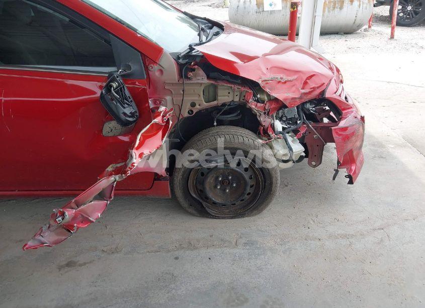 Photo 6 of 2013 Toyota Corolla LE (VIN 5YFBU4EE5DP155664)