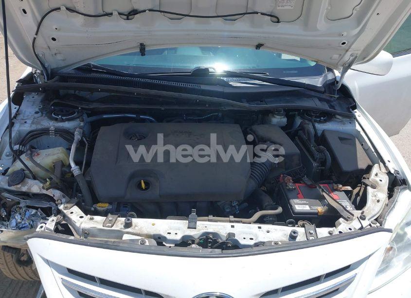 Photo 10 of 2013 Toyota Corolla LE (VIN 5YFBU4EE5DP165756)