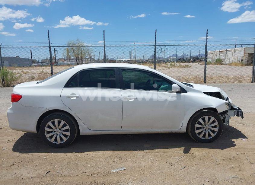 Photo 13 of 2013 Toyota Corolla LE (VIN 5YFBU4EE5DP165756)