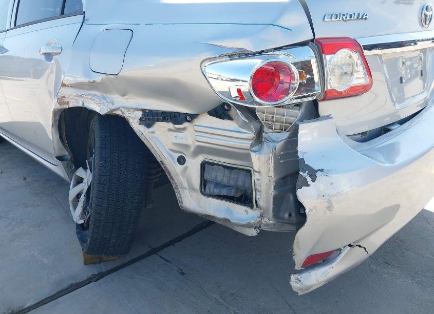 Photo 18 of 2013 Toyota Corolla L (VIN 5YFBU4EE5DP169192)