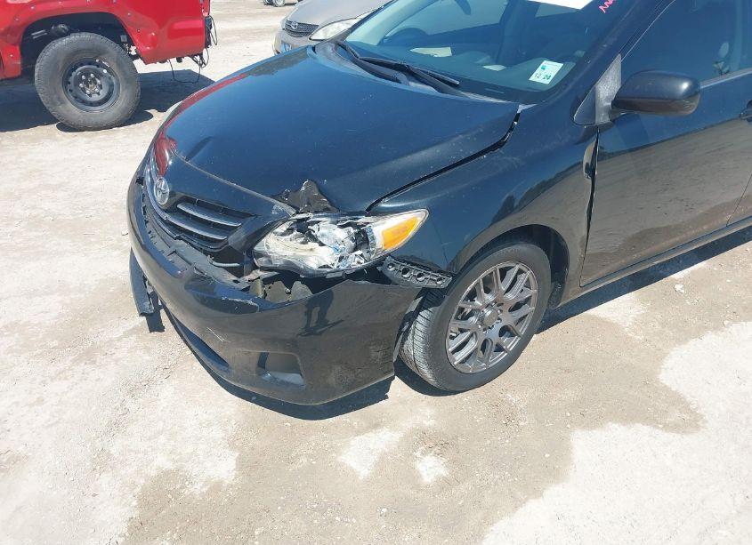 Photo 6 of 2013 Toyota Corolla LE (VIN 5YFBU4EE5DP174537)