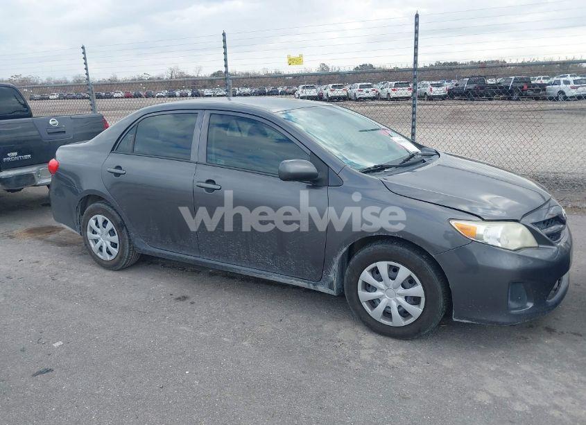 Photo 13 of 2013 Toyota Corolla L (VIN 5YFBU4EE5DP179642)