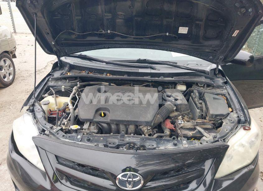 Photo 10 of 2013 Toyota Corolla L (VIN 5YFBU4EE5DP181097)