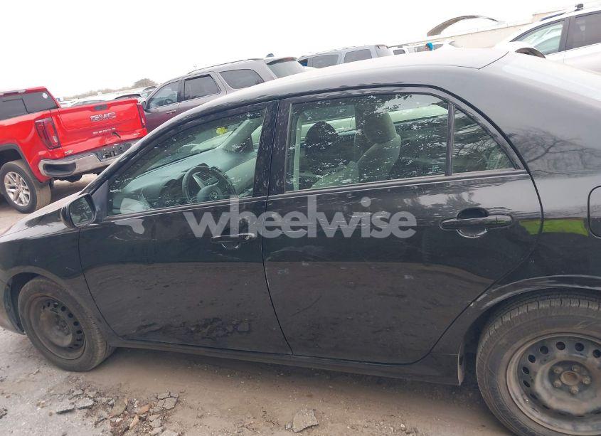 Photo 14 of 2013 Toyota Corolla L (VIN 5YFBU4EE5DP181097)