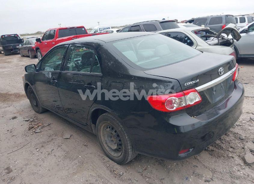 Photo 3 of 2013 Toyota Corolla L (VIN 5YFBU4EE5DP181097)