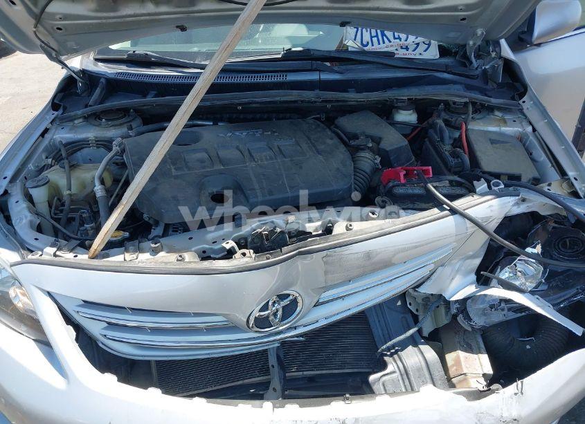 Photo 10 of 2013 Toyota Corolla LE (VIN 5YFBU4EE5DP192343)