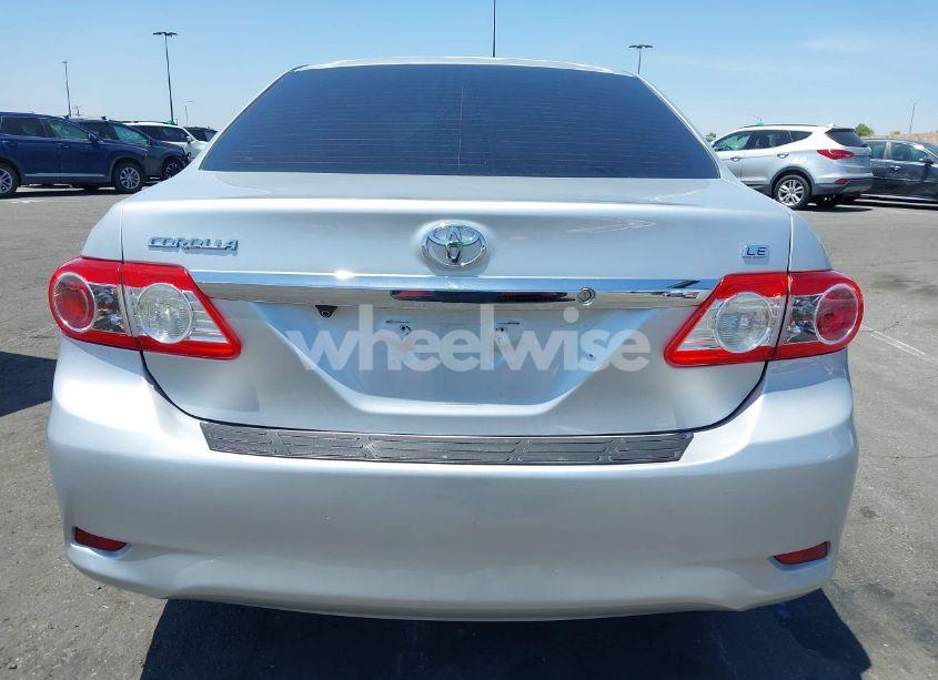 Photo 17 of 2013 Toyota Corolla LE (VIN 5YFBU4EE5DP192343)