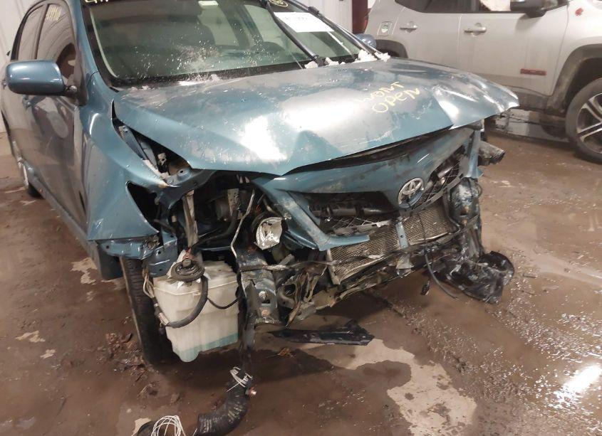 Photo 6 of 2013 Toyota Corolla S (VIN 5YFBU4EE5DP209576)