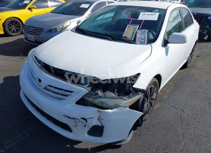 Photo 6 of 2013 Toyota Corolla LE (VIN 5YFBU4EE5DP211179)