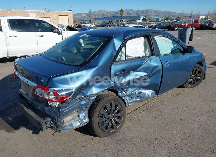 Photo 4 of 2013 Toyota Corolla LE (VIN 5YFBU4EE5DP212364)