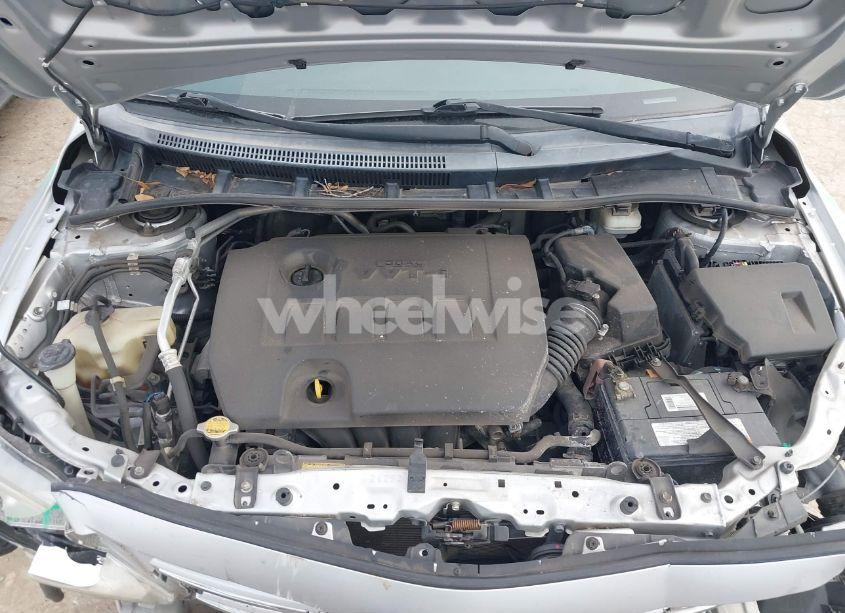 Photo 10 of 2013 Toyota Corolla LE (VIN 5YFBU4EE5DP225034)