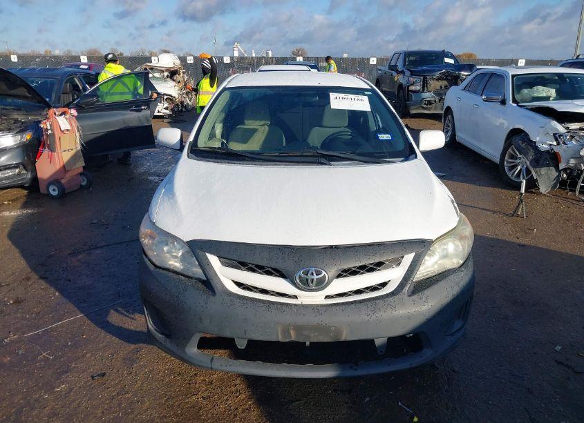 Photo 13 of 2012 Toyota Corolla LE (VIN 5YFBU4EE6CP011653)