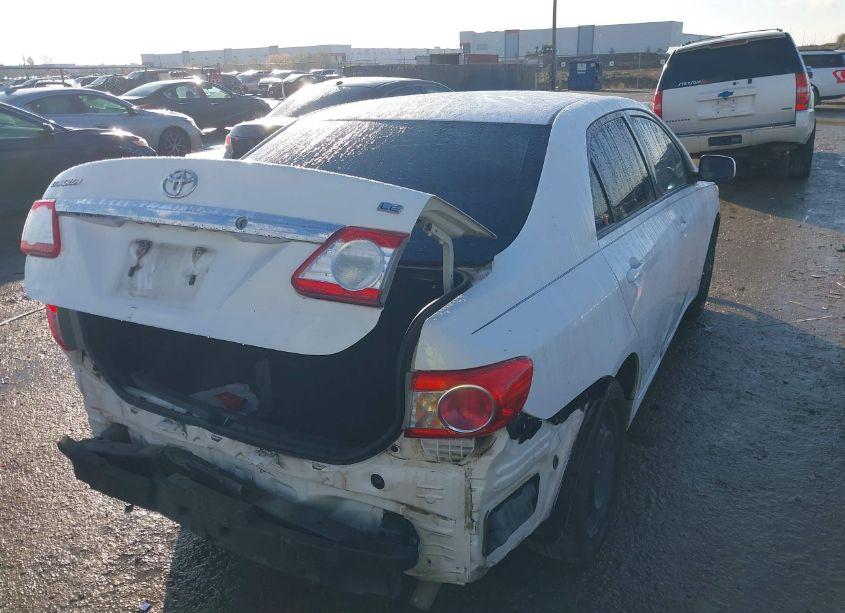 Photo 4 of 2012 Toyota Corolla LE (VIN 5YFBU4EE6CP011653)