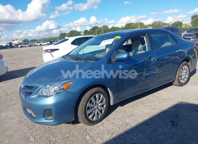 Photo 2 of 2012 Toyota Corolla LE (VIN 5YFBU4EE6CP022491)