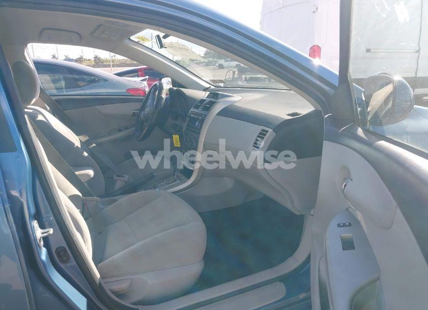 Photo 5 of 2012 Toyota Corolla LE (VIN 5YFBU4EE6CP022491)