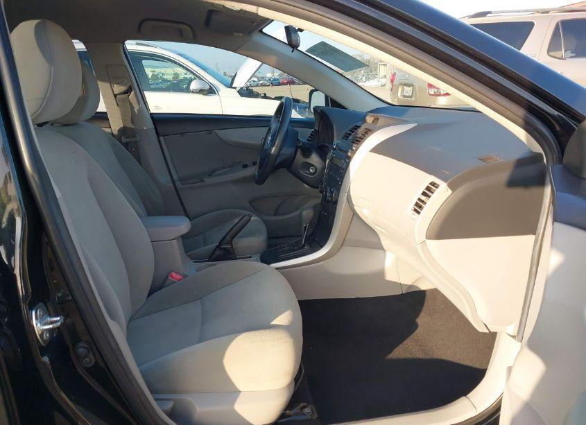 Photo 5 of 2012 Toyota Corolla L (VIN 5YFBU4EE6CP026492)