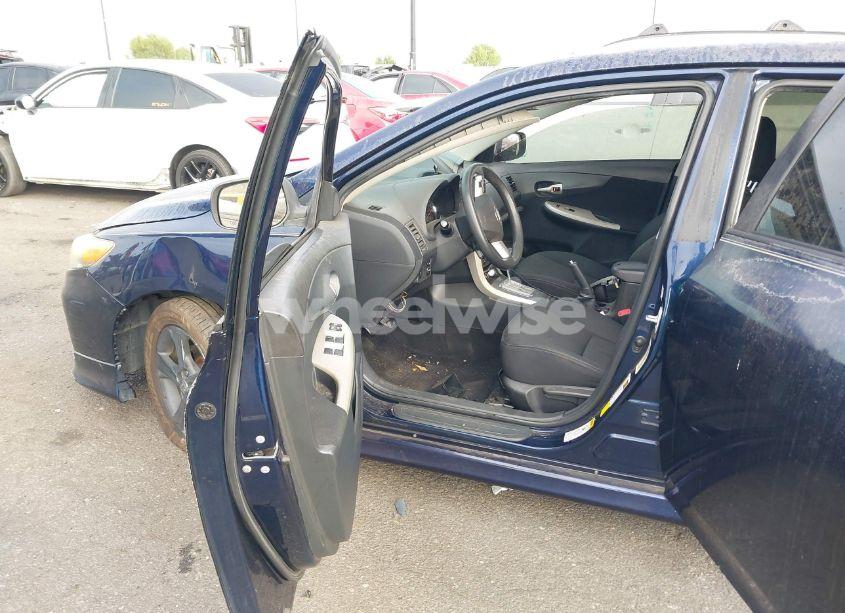 Photo 5 of 2012 Toyota Corolla S (VIN 5YFBU4EE6CP034124)