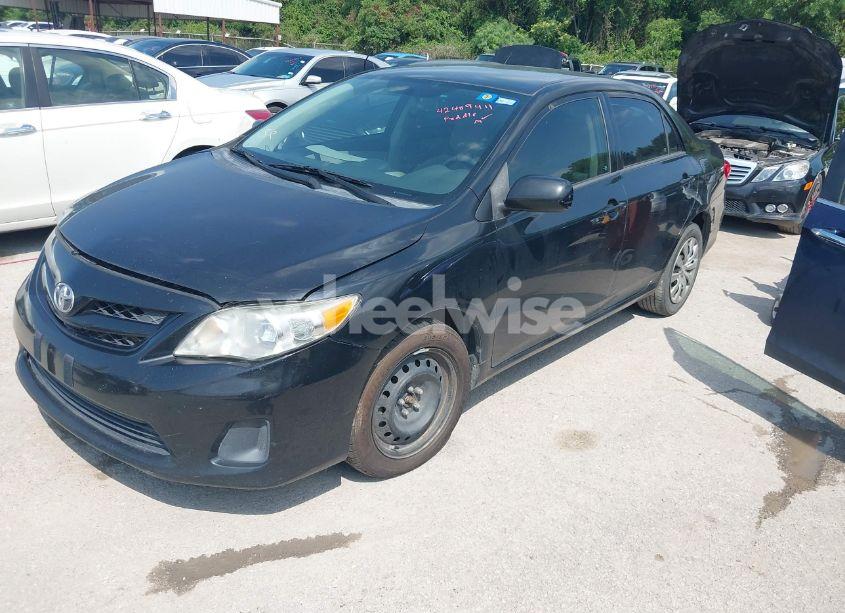 Photo 2 of 2012 Toyota Corolla LE (VIN 5YFBU4EE6CP051215)