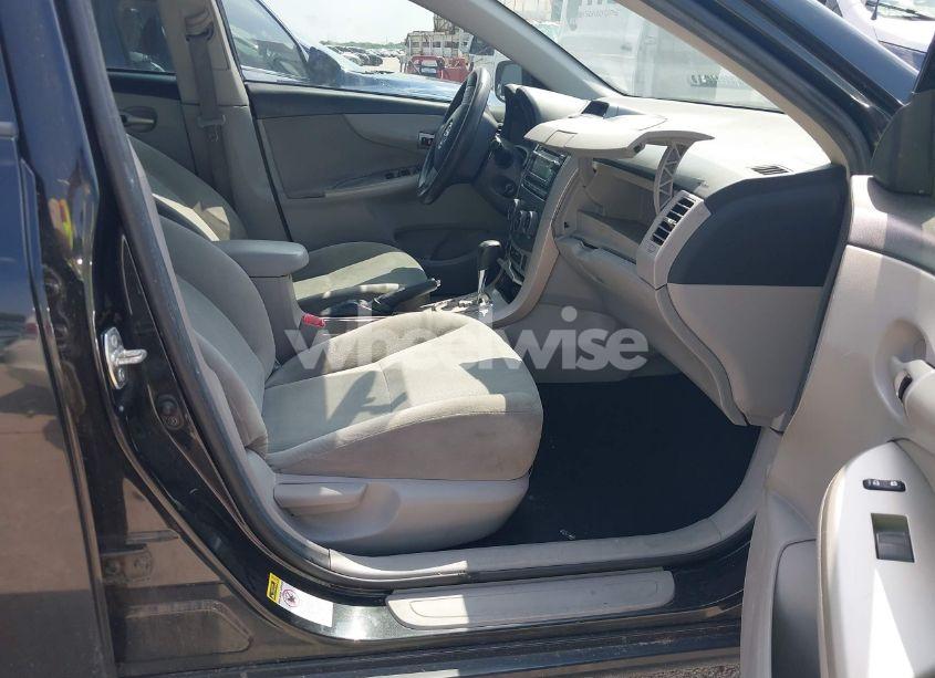 Photo 5 of 2012 Toyota Corolla LE (VIN 5YFBU4EE6CP051215)