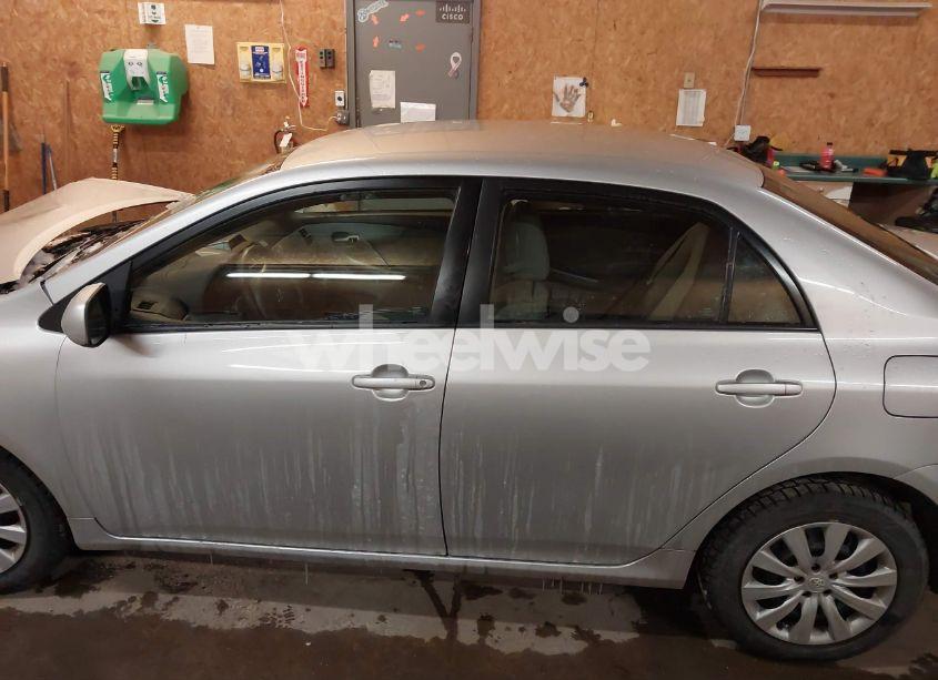 Photo 14 of 2012 Toyota Corolla LE (VIN 5YFBU4EE6CP059864)