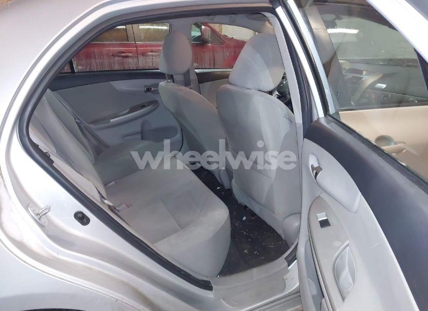 Photo 8 of 2012 Toyota Corolla LE (VIN 5YFBU4EE6CP059864)