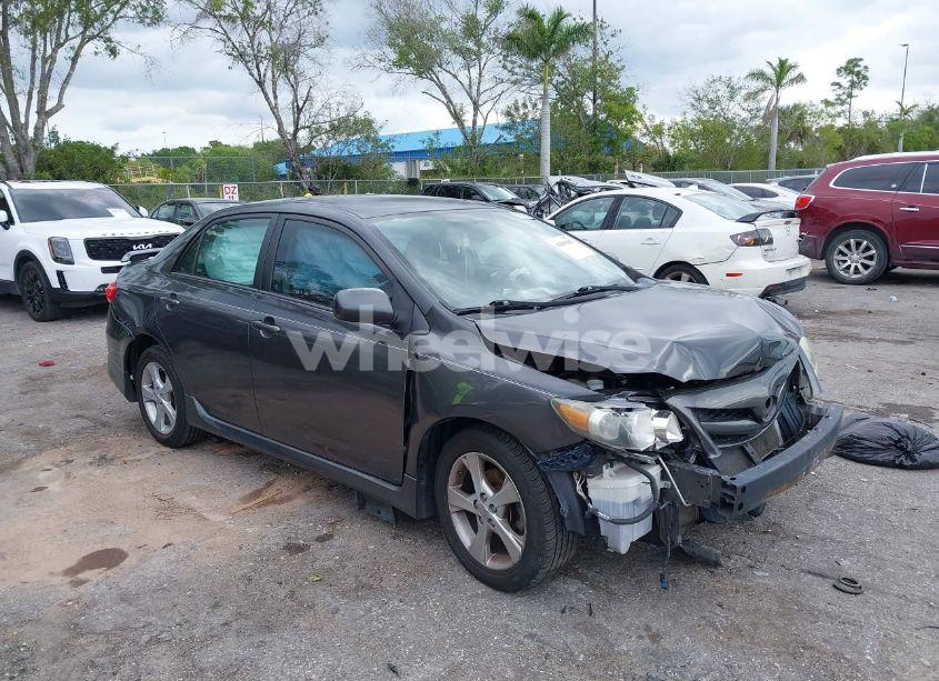 2012 Toyota Corolla S (VIN 5YFBU4EE6CP060318) main photo