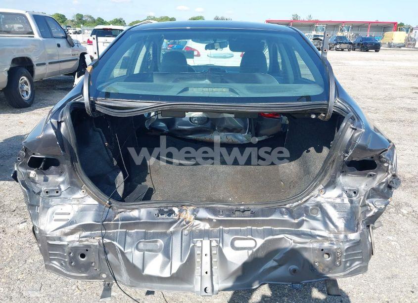 Photo 6 of 2013 Toyota Corolla L (VIN 5YFBU4EE6DP077752)