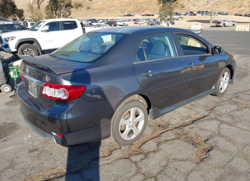 Photo 4 of 2013 Toyota Corolla S/LE (VIN 5YFBU4EE6DP078285)