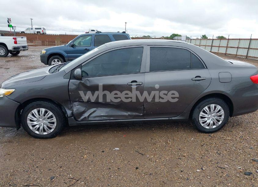 Photo 14 of 2013 Toyota Corolla L (VIN 5YFBU4EE6DP082384)