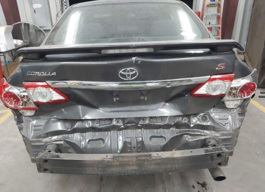 Photo 17 of 2013 Toyota Corolla S (VIN 5YFBU4EE6DP094583)