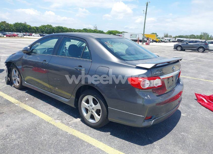Photo 3 of 2013 Toyota Corolla S (VIN 5YFBU4EE6DP096494)