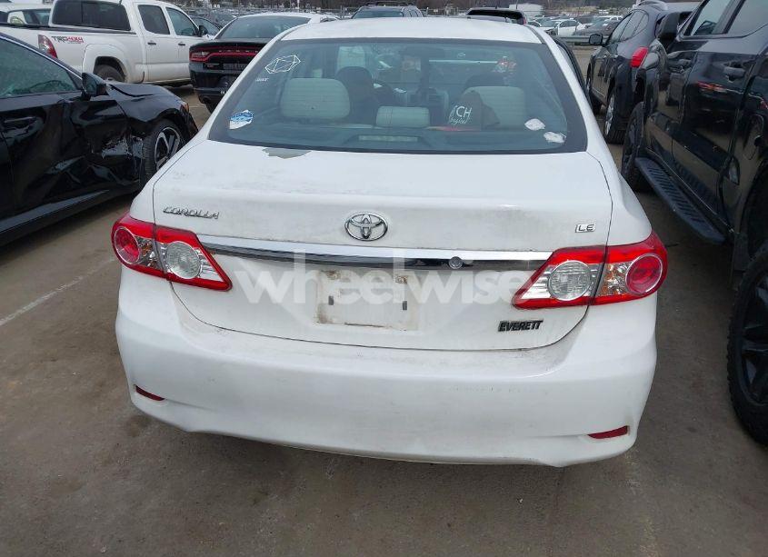 Photo 16 of 2013 Toyota Corolla LE (VIN 5YFBU4EE6DP101760)