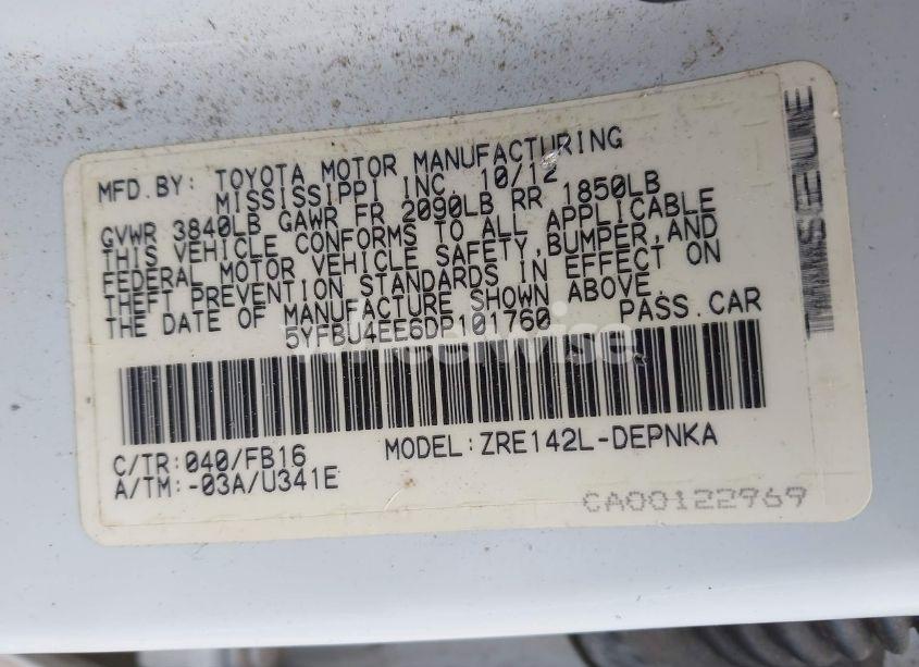 Photo 9 of 2013 Toyota Corolla LE (VIN 5YFBU4EE6DP101760)