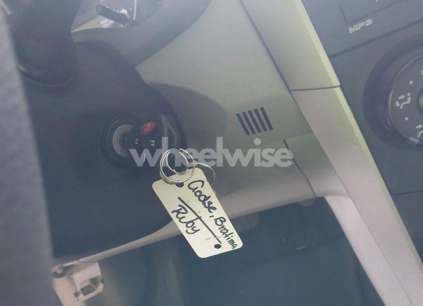 Photo 11 of 2013 Toyota Corolla L (VIN 5YFBU4EE6DP102309)