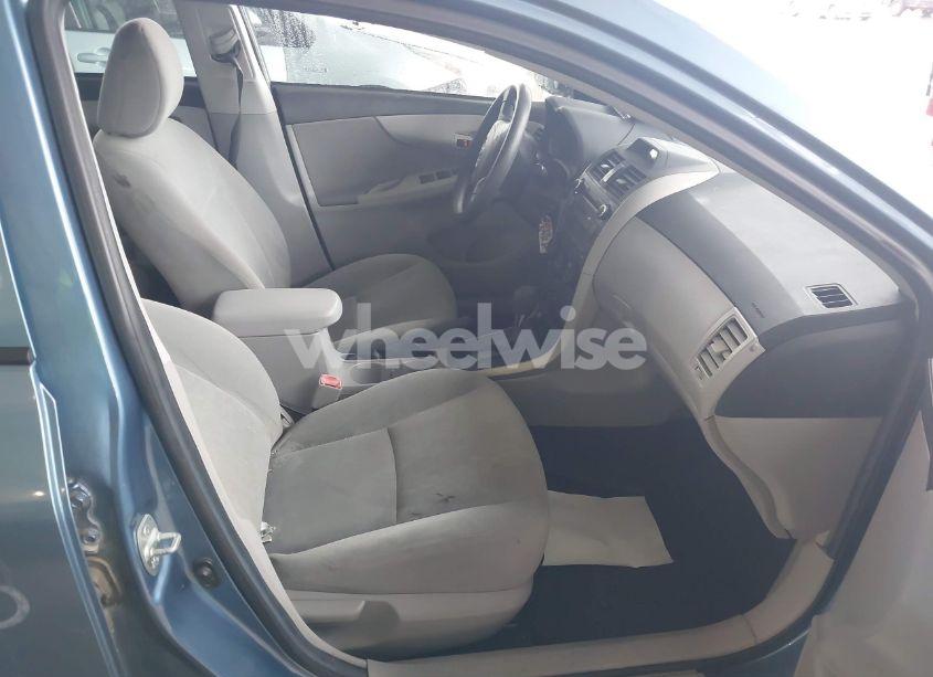 Photo 5 of 2013 Toyota Corolla L (VIN 5YFBU4EE6DP102309)