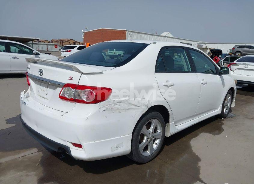 Photo 4 of 2013 Toyota Corolla S (VIN 5YFBU4EE6DP115674)