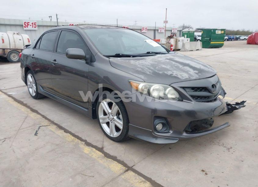 2013 Toyota Corolla S (VIN 5YFBU4EE6DP125783) main photo