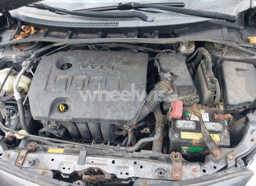 Photo 10 of 2013 Toyota Corolla LE (VIN 5YFBU4EE6DP164633)