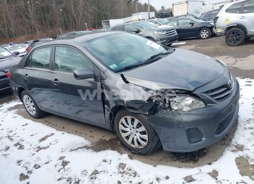 Photo 13 of 2013 Toyota Corolla LE (VIN 5YFBU4EE6DP164633)