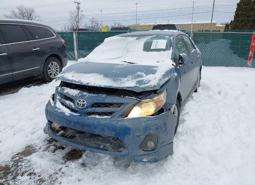 Photo 6 of 2013 Toyota Corolla S (VIN 5YFBU4EE6DP170934)