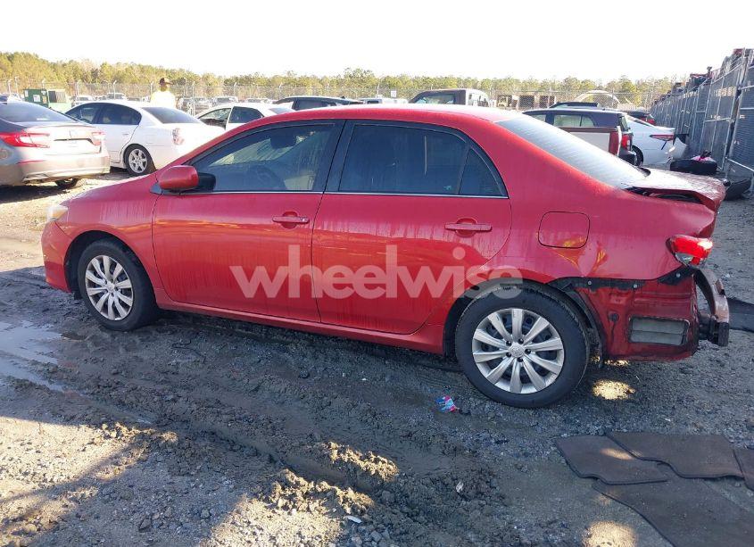 Photo 14 of 2013 Toyota Corolla LE (VIN 5YFBU4EE6DP190357)