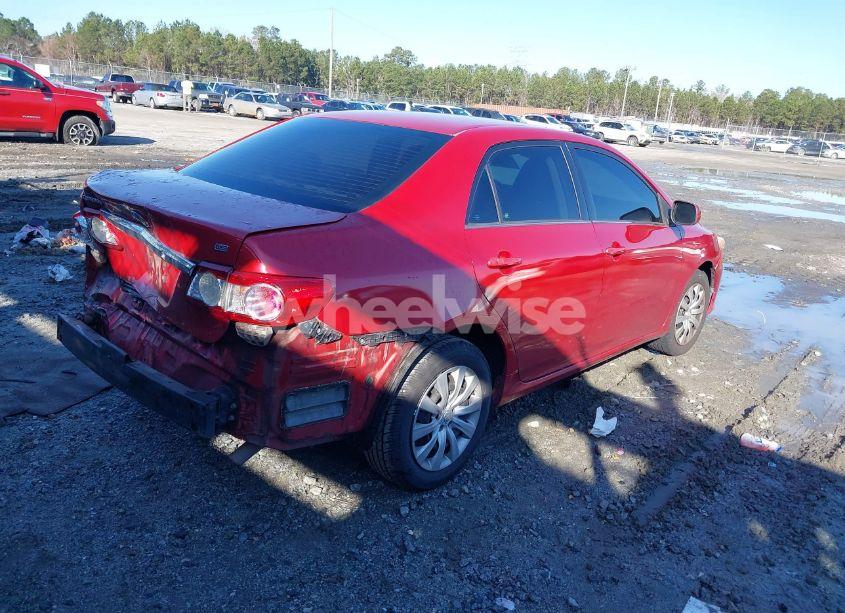 Photo 4 of 2013 Toyota Corolla LE (VIN 5YFBU4EE6DP190357)