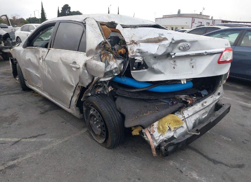 Photo 3 of 2013 Toyota Corolla LE (VIN 5YFBU4EE6DP220585)