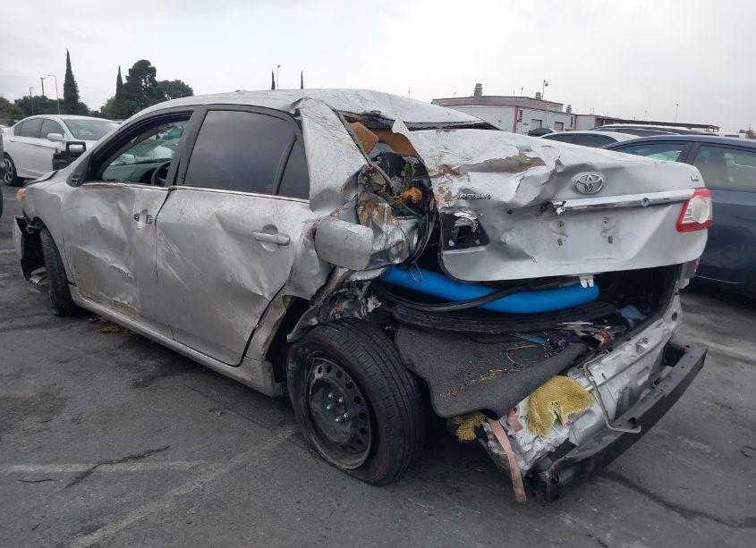 Photo 6 of 2013 Toyota Corolla LE (VIN 5YFBU4EE6DP220585)