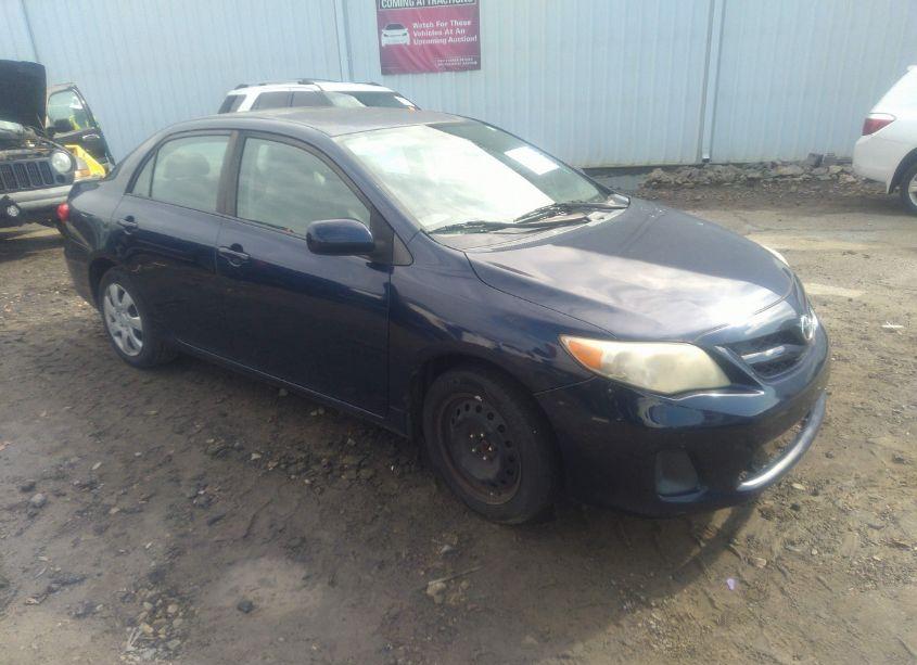 2012 Toyota Corolla LE (VIN 5YFBU4EE7CP018742) main photo
