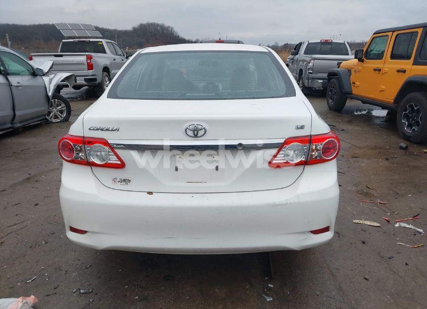 Photo 17 of 2012 Toyota Corolla LE (VIN 5YFBU4EE7CP021320)