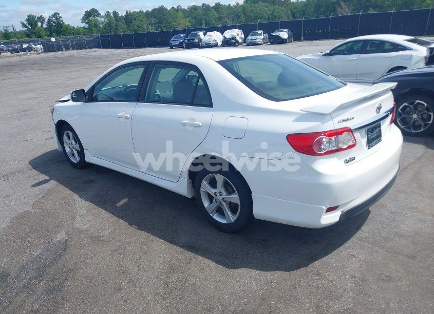 Photo 3 of 2012 Toyota Corolla S (VIN 5YFBU4EE7CP027621)