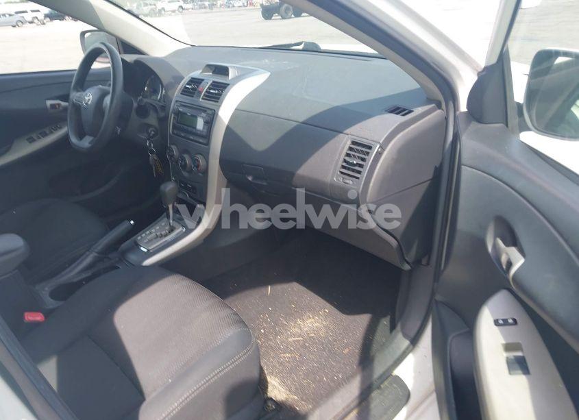 Photo 5 of 2012 Toyota Corolla S (VIN 5YFBU4EE7CP027621)