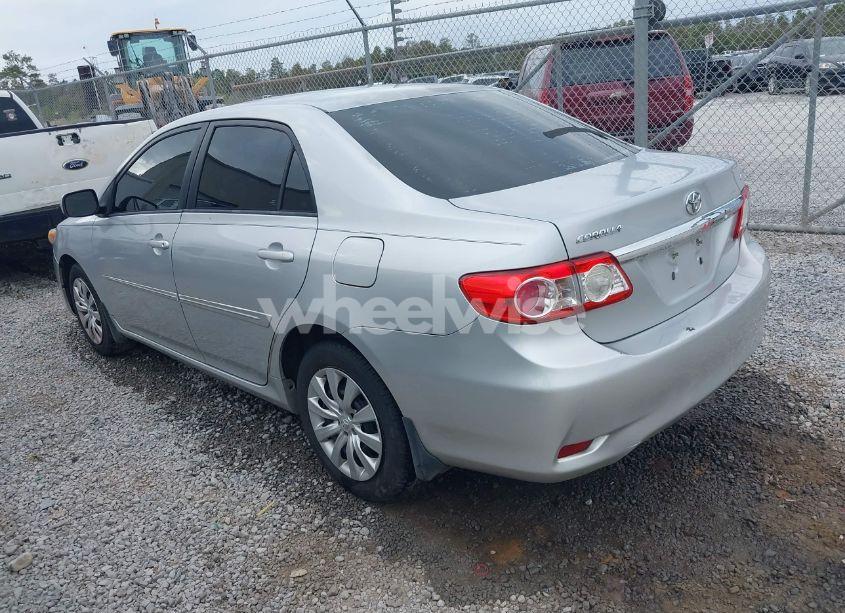 Photo 3 of 2012 Toyota Corolla LE (VIN 5YFBU4EE7CP037100)